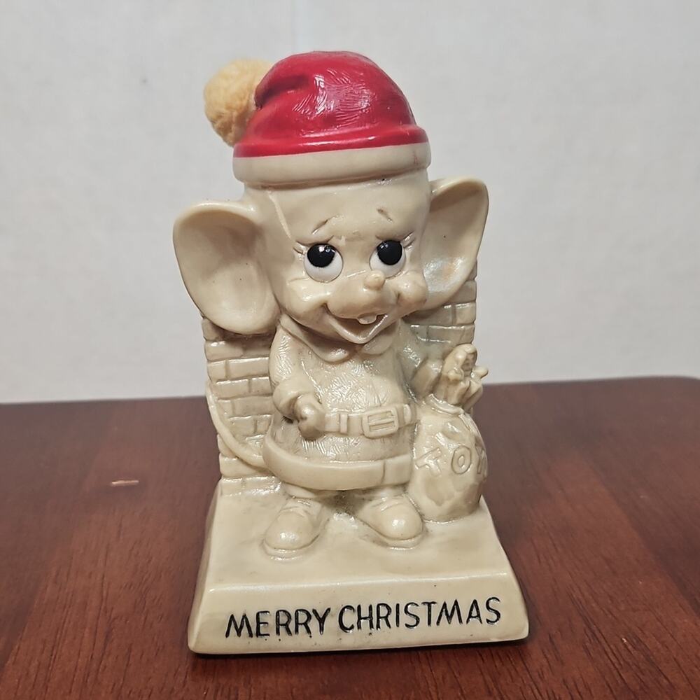 Vintage 1969 R.W. Berries Merry Christmas Mouse Figurine Kitsch Holiday Decor